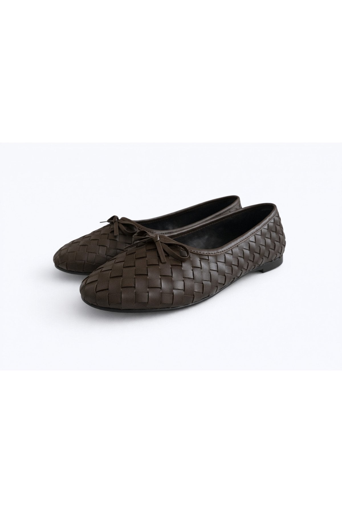 Women's Dark Brown Faux Leather Textured Knit Pattern Bow Flats
