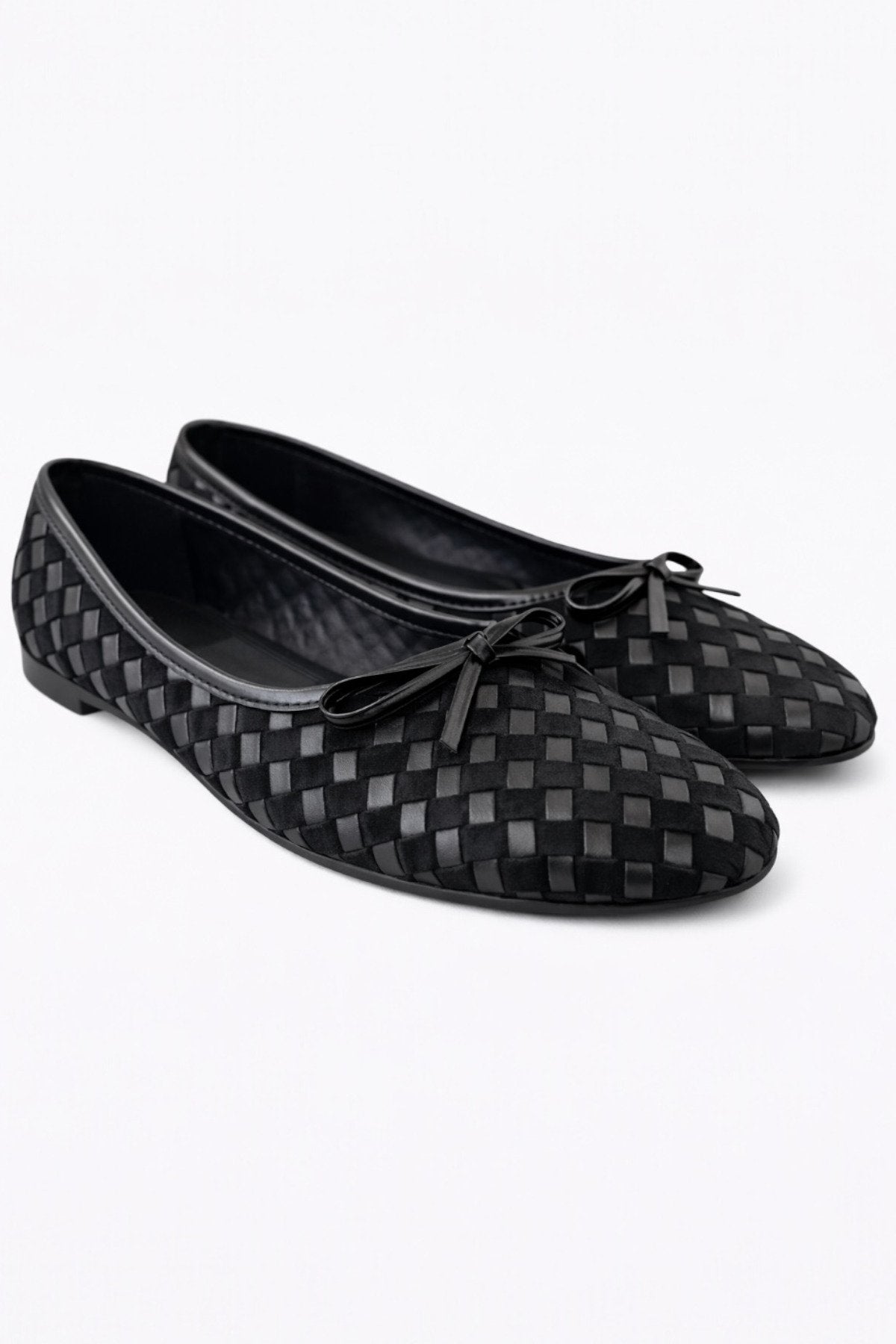 Women's Black Suede and Faux Leather Mix Textured Knitted Pattern Bow Ballerinas