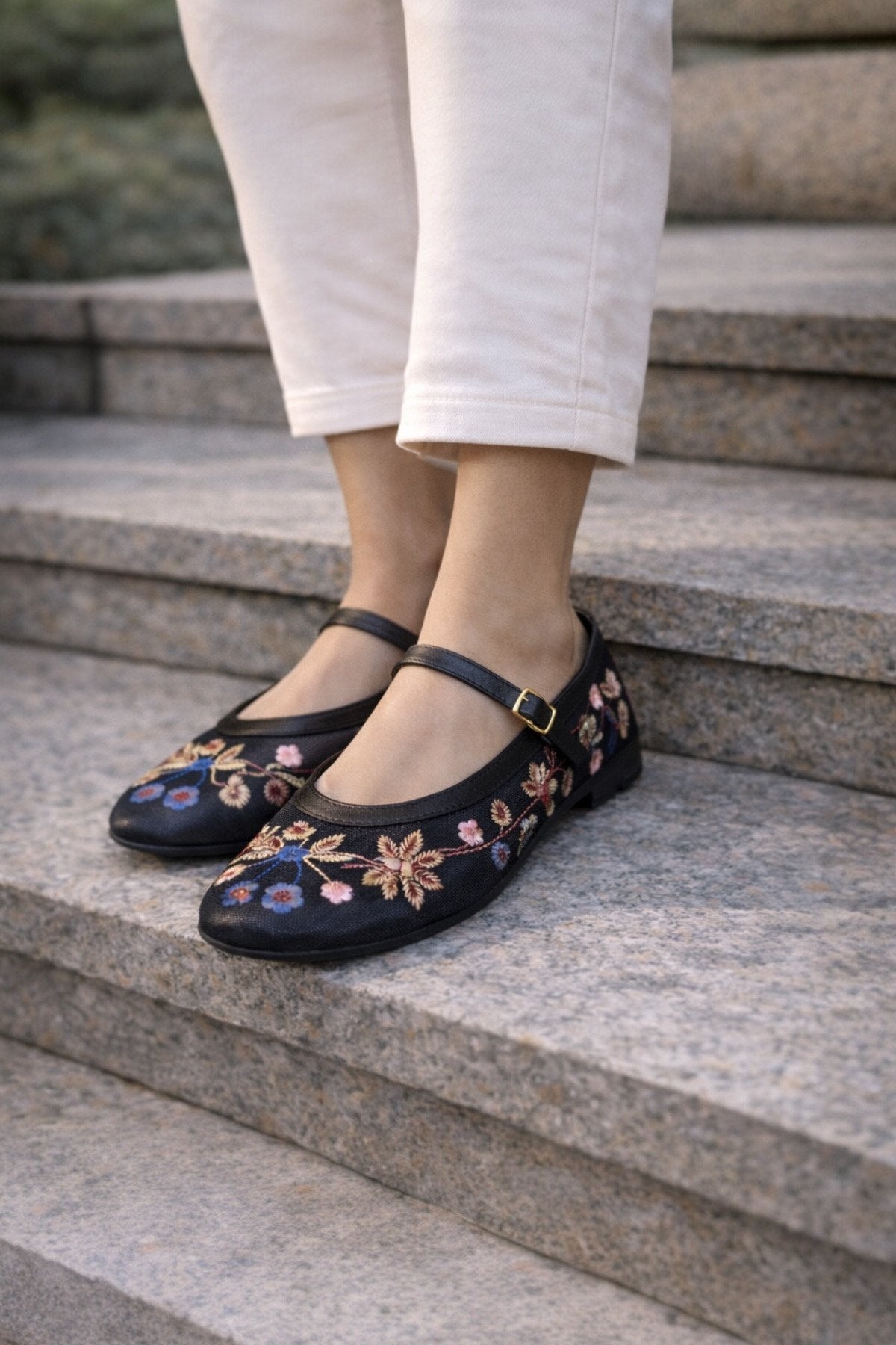Women's Black Floral Embroidered Mary Jane Ballet Flats Casual Comfortable Flat Shoes