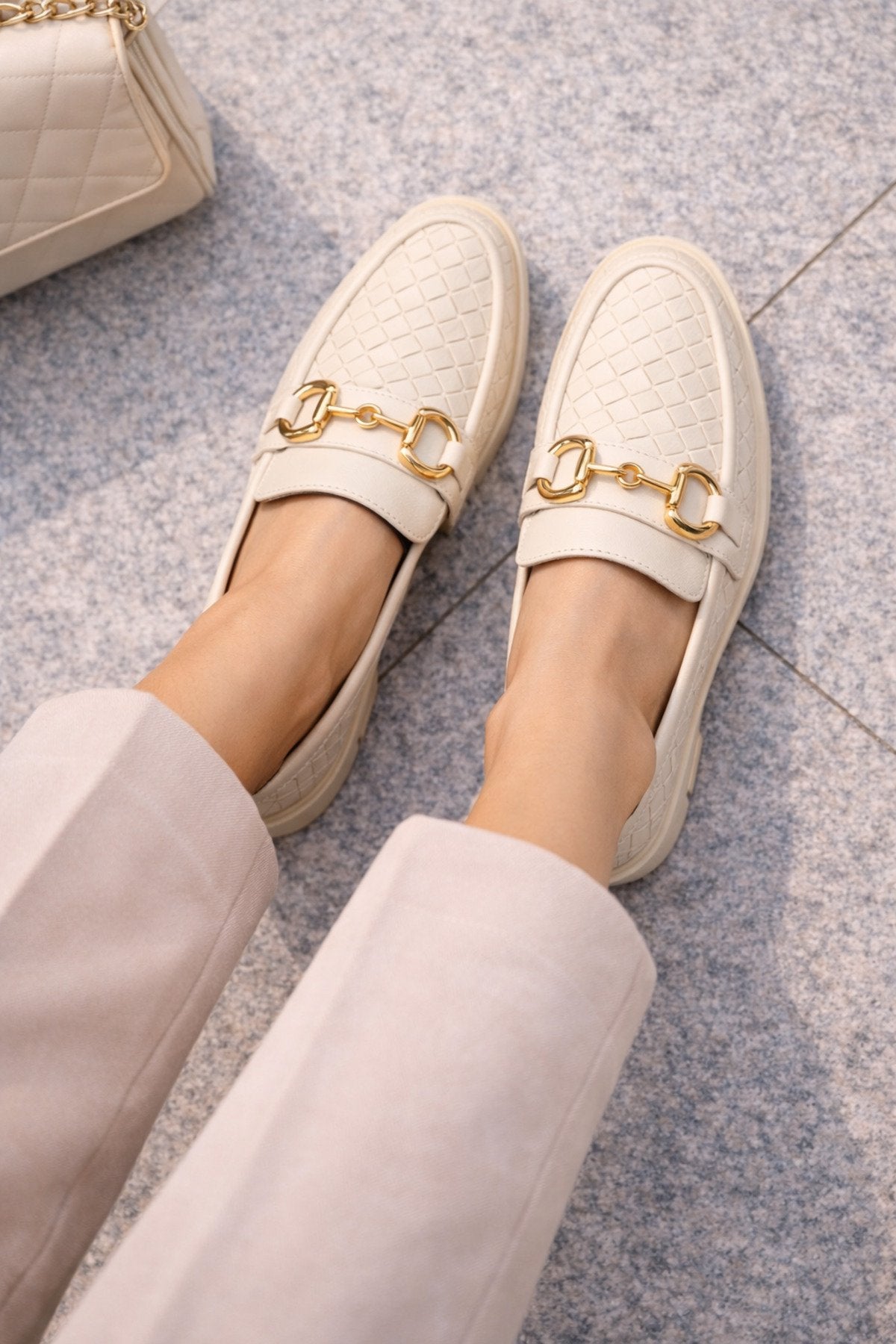 Women's Knitted Pattern Gold Chain Buckle Chunky Sole Loafer Shoes